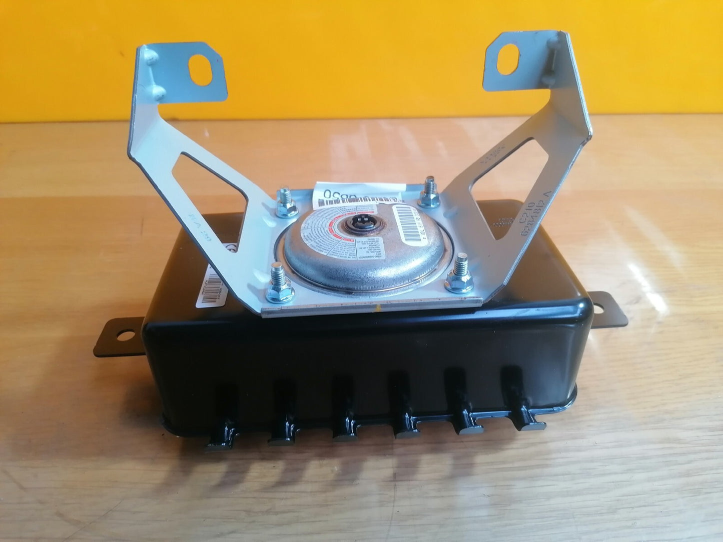 ebay-src:https://i.ebayimg.com/00/s/mtiwmfgxnjaw/z/dukaaoswtbxllnd0/$_57.jpg