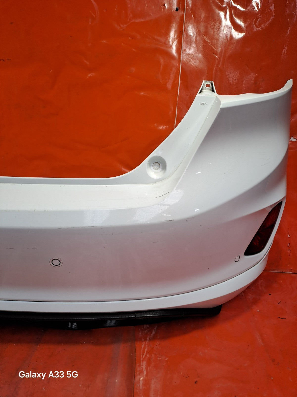 ✅2018 FORD FIESTA ST-LINE X REAR BUMPER FROZEN WHITE + WARRANTY - Image 3