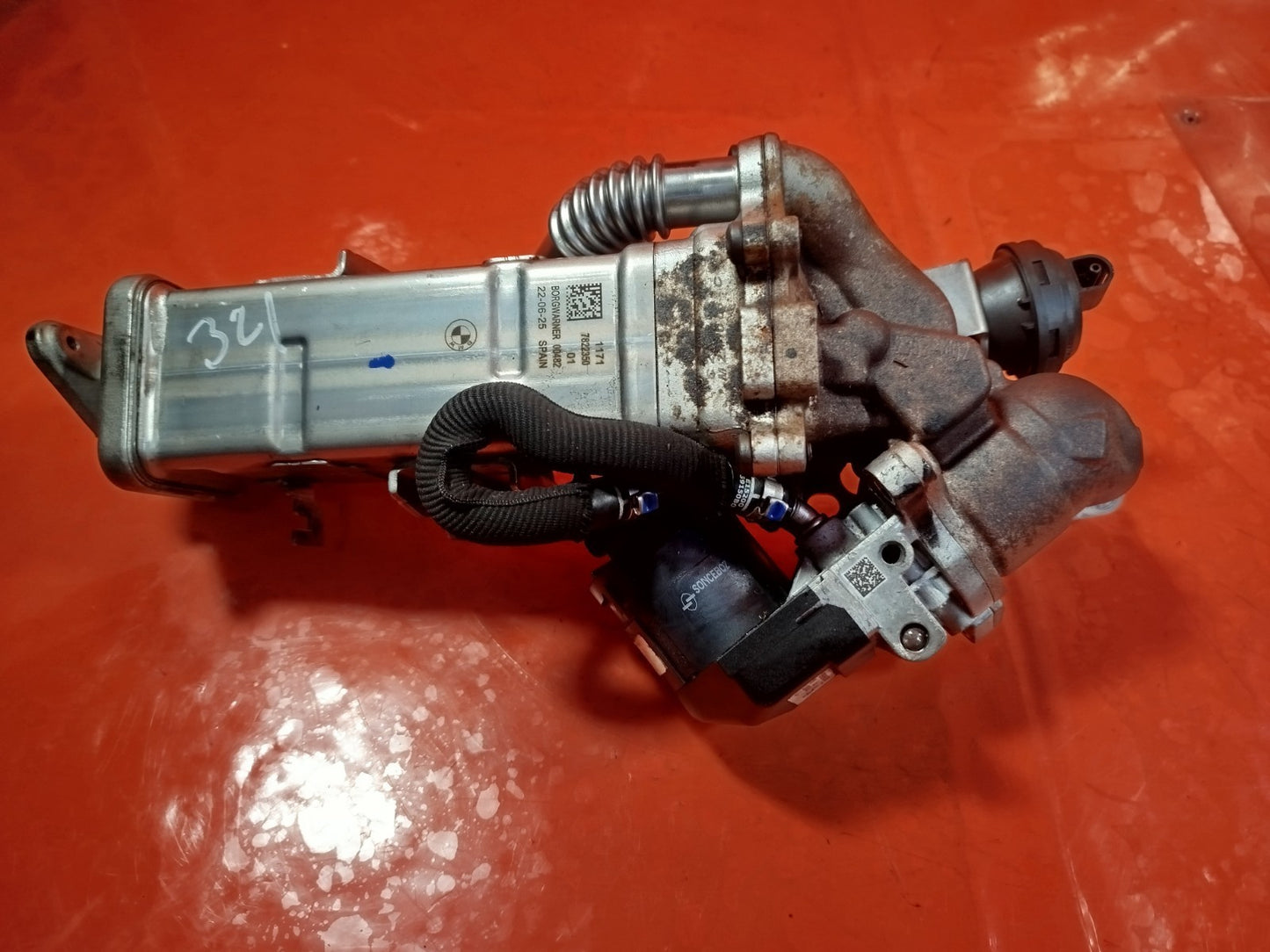 ebay-src:https://i.ebayimg.com/00/s/mtiwmfgxnjaw/z/i-caaeswr1hpiuga/$_57.jpg