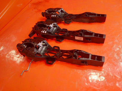 Dacia Jogger 1.0 Petrol 2024 Exterior Door Handle Brackets 806067531R Warranty - Image 6