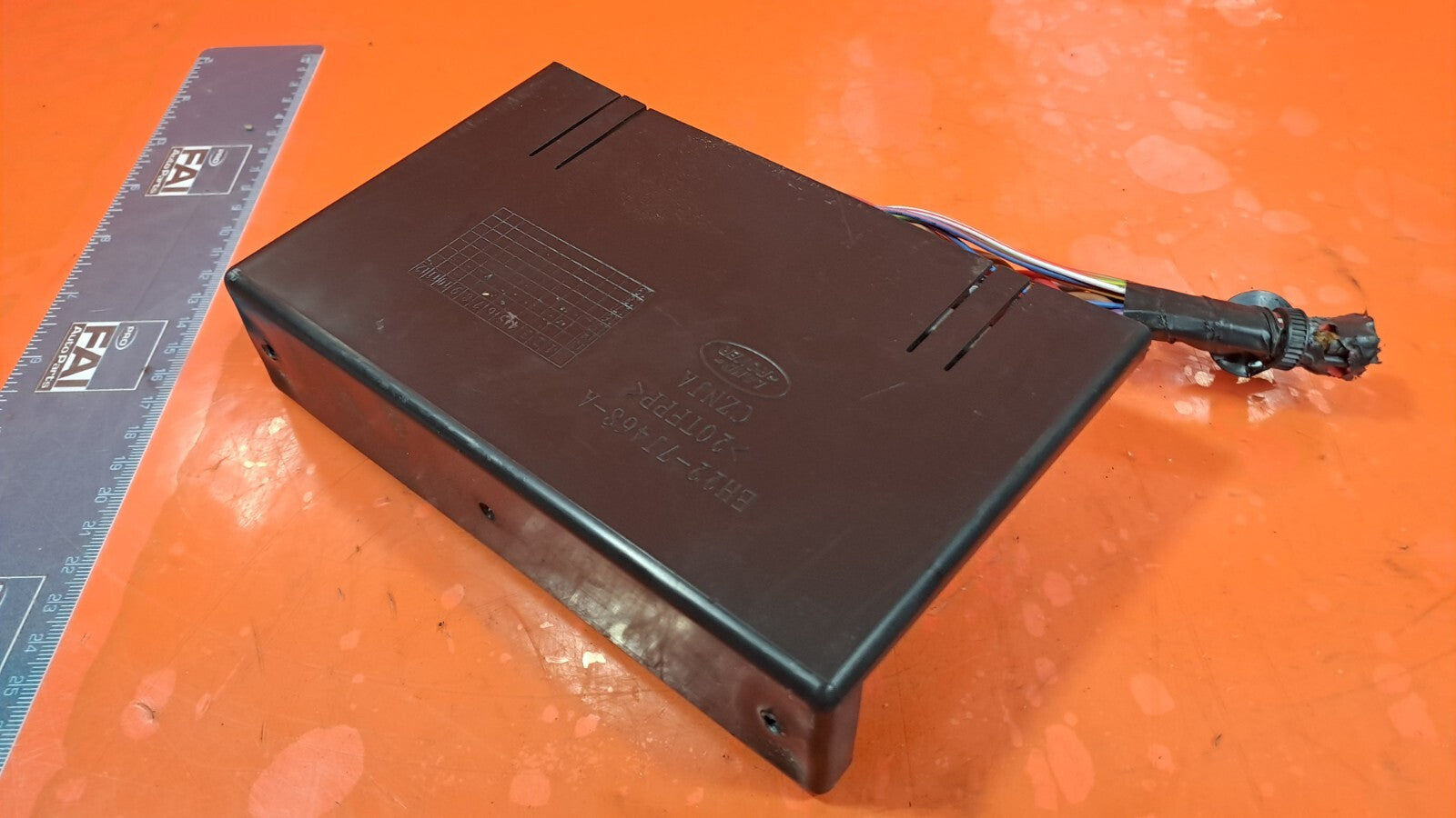 ebay-src:https://i.ebayimg.com/00/s/otawwde2mda=/z/va4aaoswkoxncbda/$_57.jpg