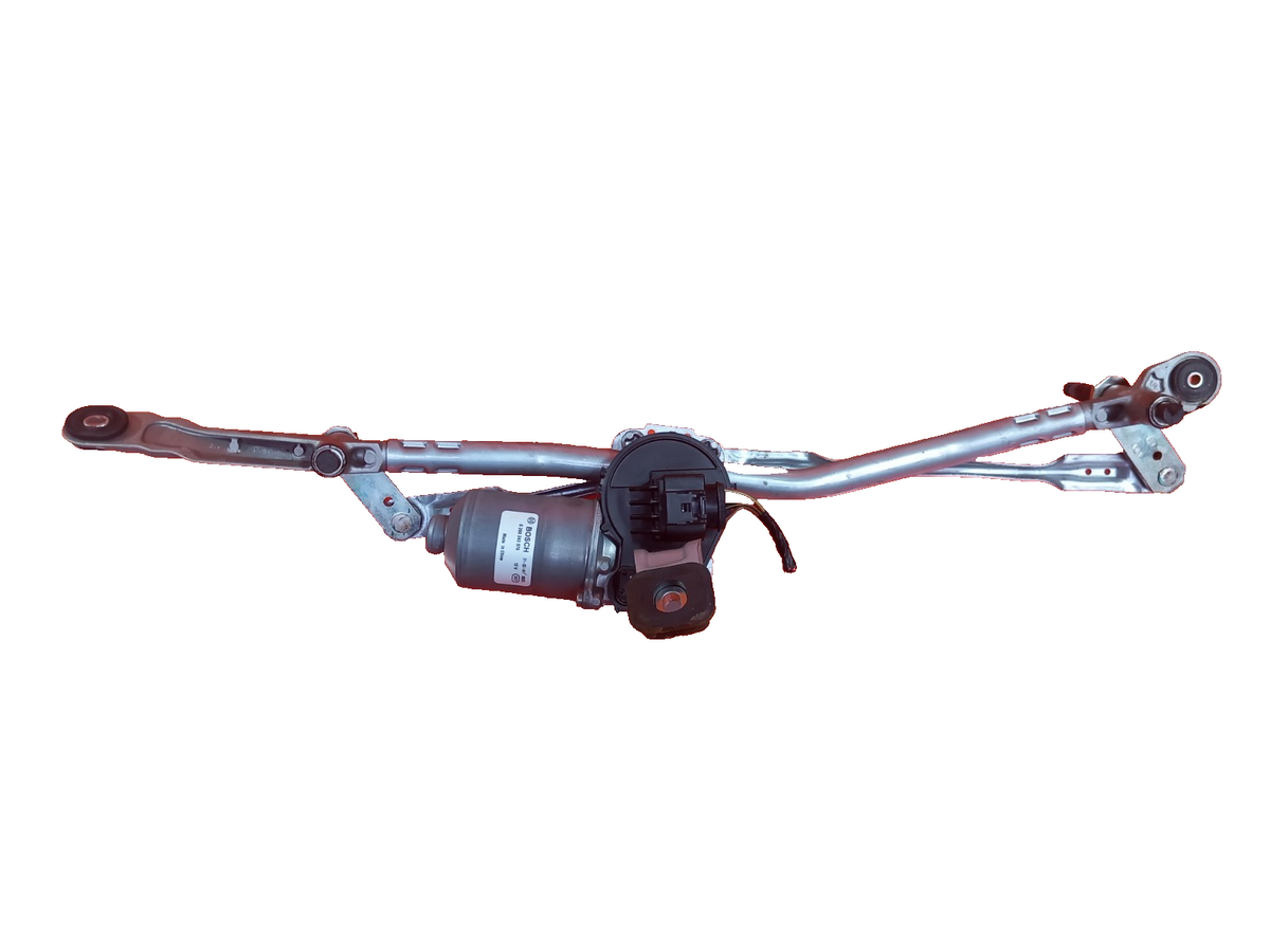 BMW F40 116D 1.5 Diesel 2021 Front Wiper Motor and Linkage 7453954 A365 - Image 1