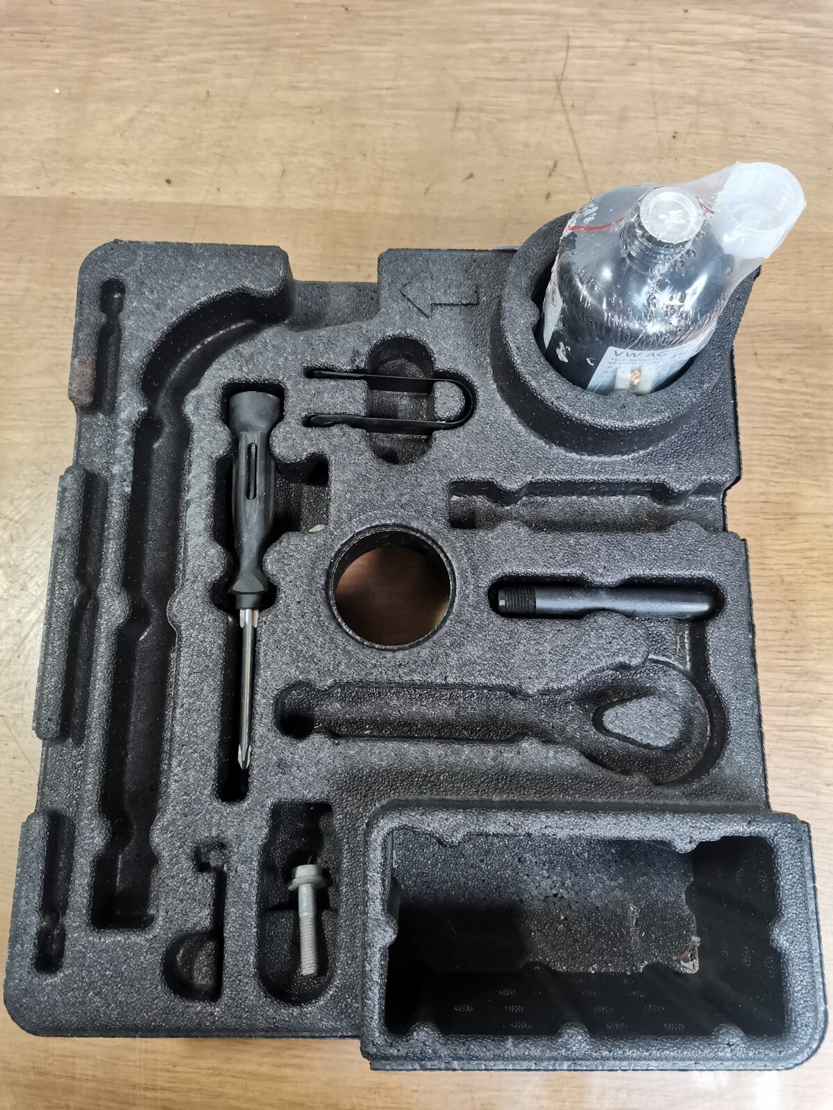 ebay-src:https://i.ebayimg.com/00/s/mtywmfgxmjaw/z/cyqaaoswyzpmsqzc/$_57.jpg