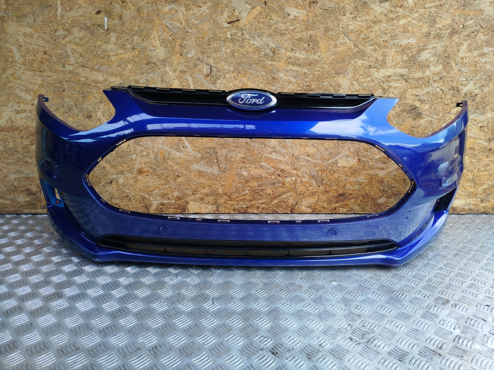 ✅FORD B-MAX TITANIUM 1.0 PETROL 2014 FRONT BUMPER BARE BLUE Warranty A285 - Image 1