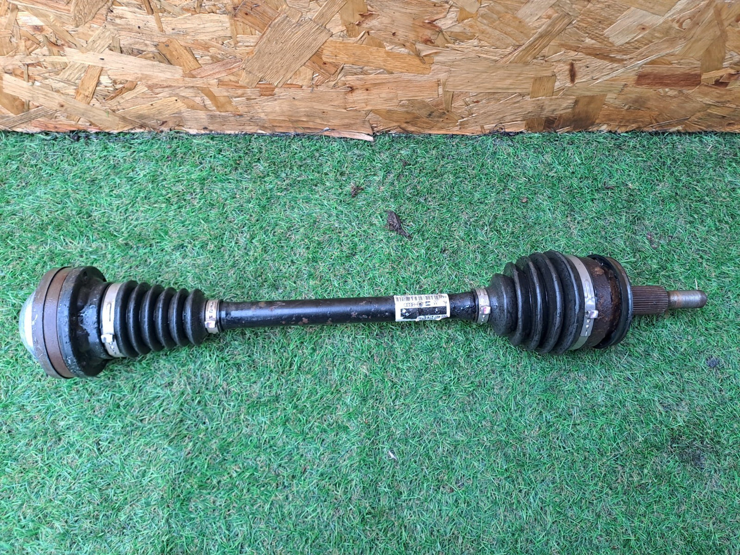 2016 VW TRANSPORTER T6 2.0D FRONT LEFT DRIVERSHAFT 7E0407274C + WARRANTY A225 - Image 1
