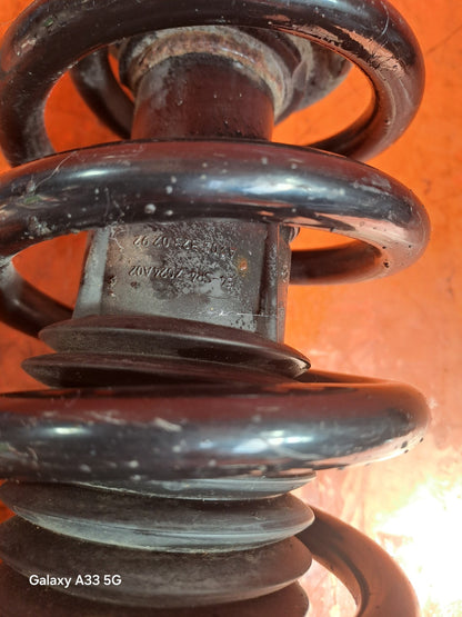 ✅MERCEDES W205 C200 2.0 PETROL 2015 FRONT RIGHT/LEFT SHOCK ABSORBER A2053200713 - Image 5
