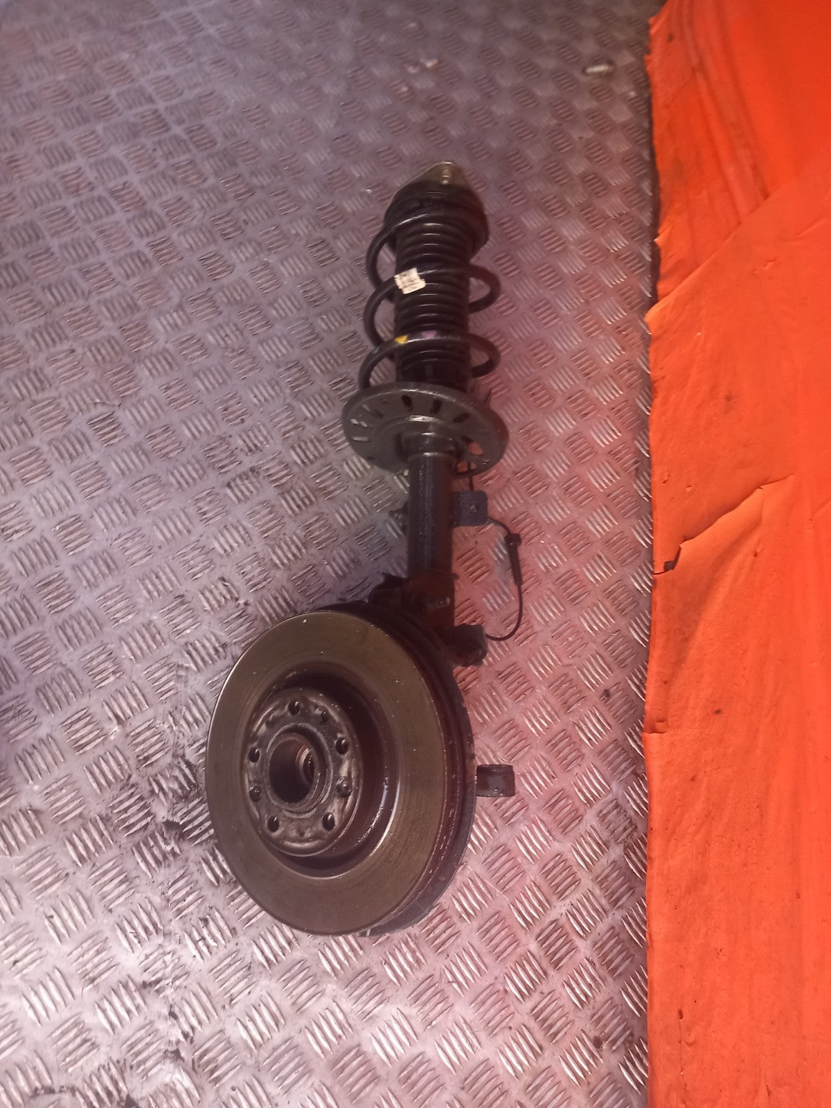 ebay-src:https://i.ebayimg.com/00/s/mtywmfgxmjaw/z/rdqaaeswxctqv2p-/$_57.jpg