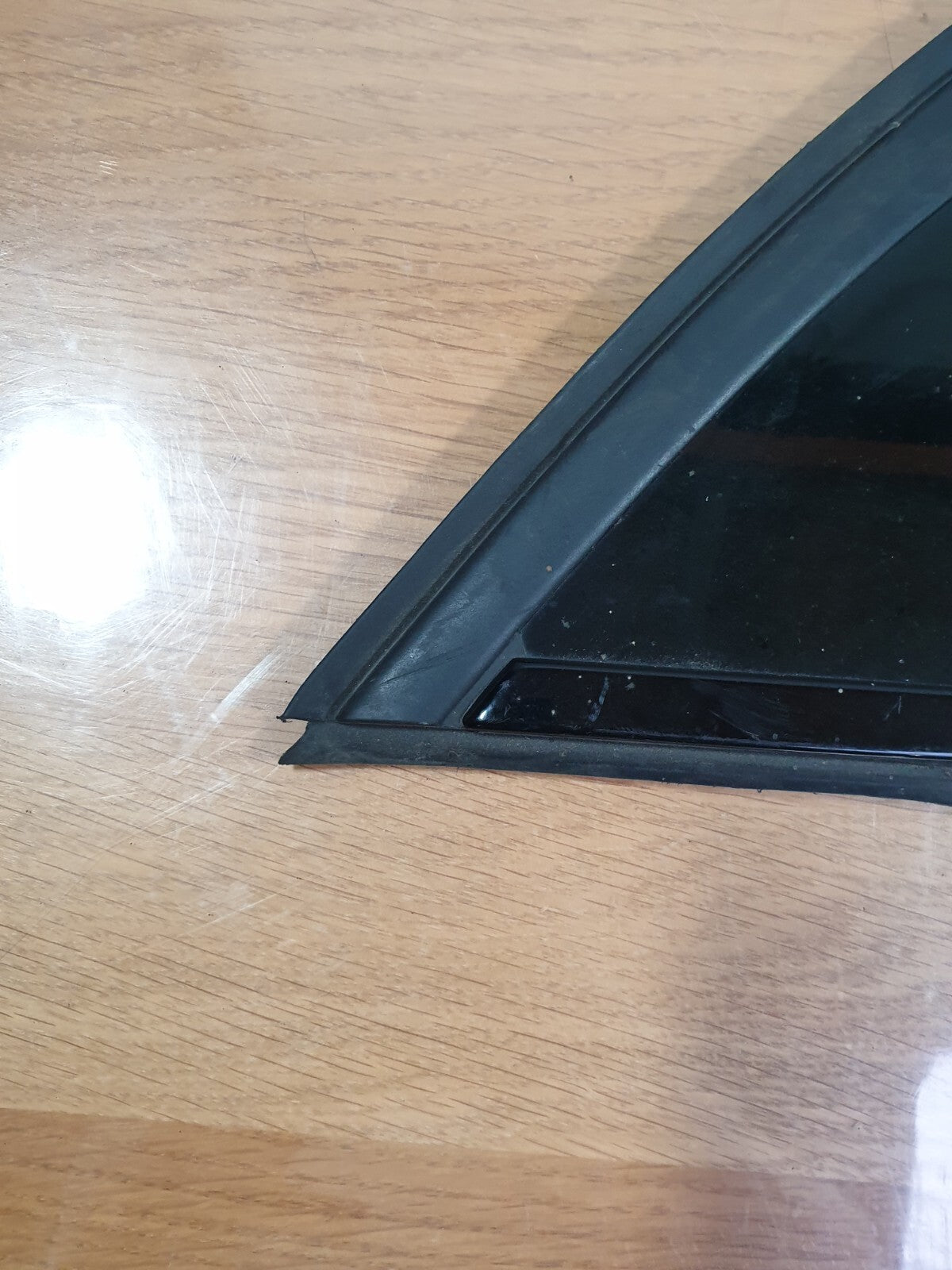 2014 MERCEDES B CLASS W246 1.5D Rear Left Quarter Window Glass A2466708300 A038 - Image 2