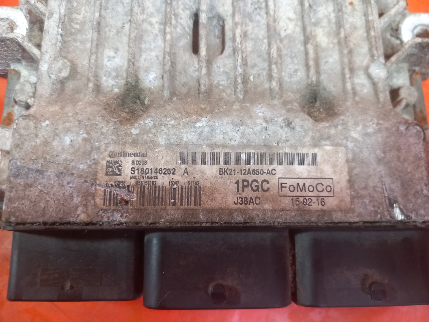 ebay-src:https://i.ebayimg.com/00/s/mtiwmfgxnjaw/z/okkaaesw2adqacup/$_57.jpg