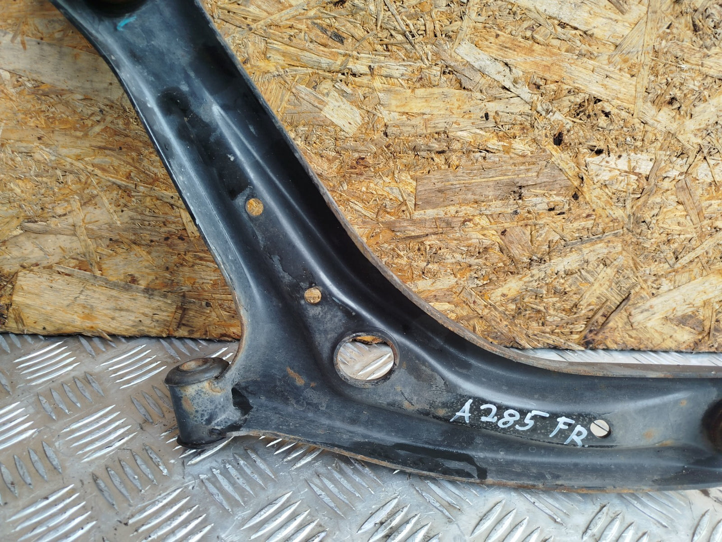 ✅FORD B-MAX TITANIUM 1.0 PETROL 2014 FRONT RIGHT WISHBONE CONTROL ARM Warranty - Image 9