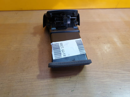 ✅Audi A3 8Y S Line 2021 Rear Center Console Air Vent 8Y0857042 + Warranty A149 - Image 6
