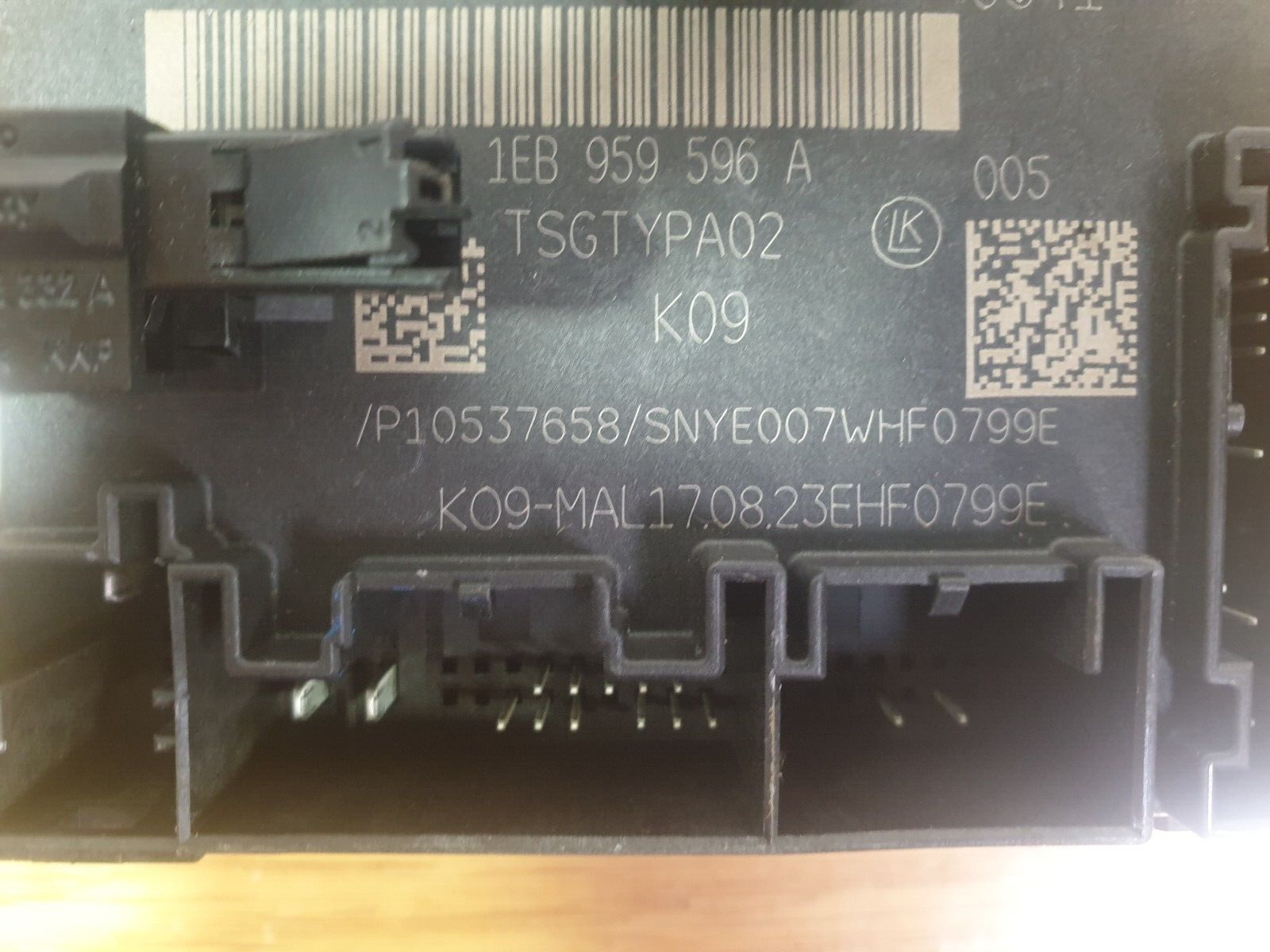 ebay-src:https://i.ebayimg.com/00/s/mtiwmfgxnjaw/z/bb0aaoswjf1munox/$_57.png