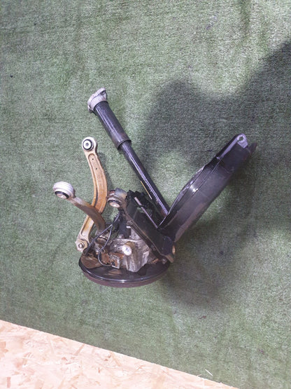 ✅2016 MERCEDES C CLASS W205 2.0P REAR RIGHT SUSPENSION LEG HUB A2053521900 A123 - Image 6