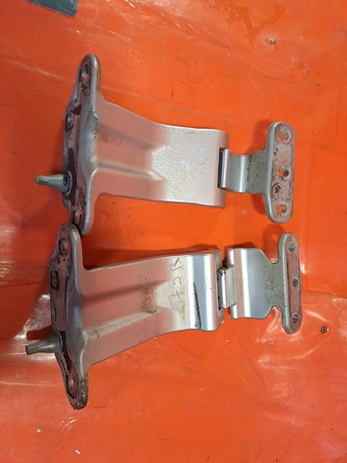 ✅Ford Transit Custom 2.2 Diesel 2016 Rear Right Door Hinges Pair Warranty A373 - Image 9