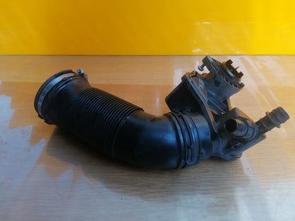 AUDI Q2 1.5 PETROL 2023 AIR INTAKE PIPE 5Q0129684C 05E129654K Warranty A091 - Image 2