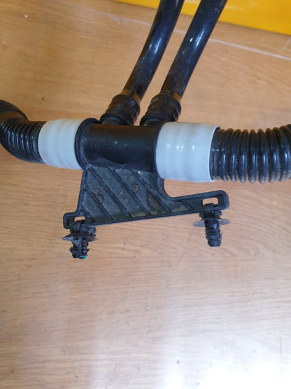ebay-src:https://i.ebayimg.com/00/s/mtywmfgxmjaw/z/bnkaaoswoovmfuwj/$_57.jpg