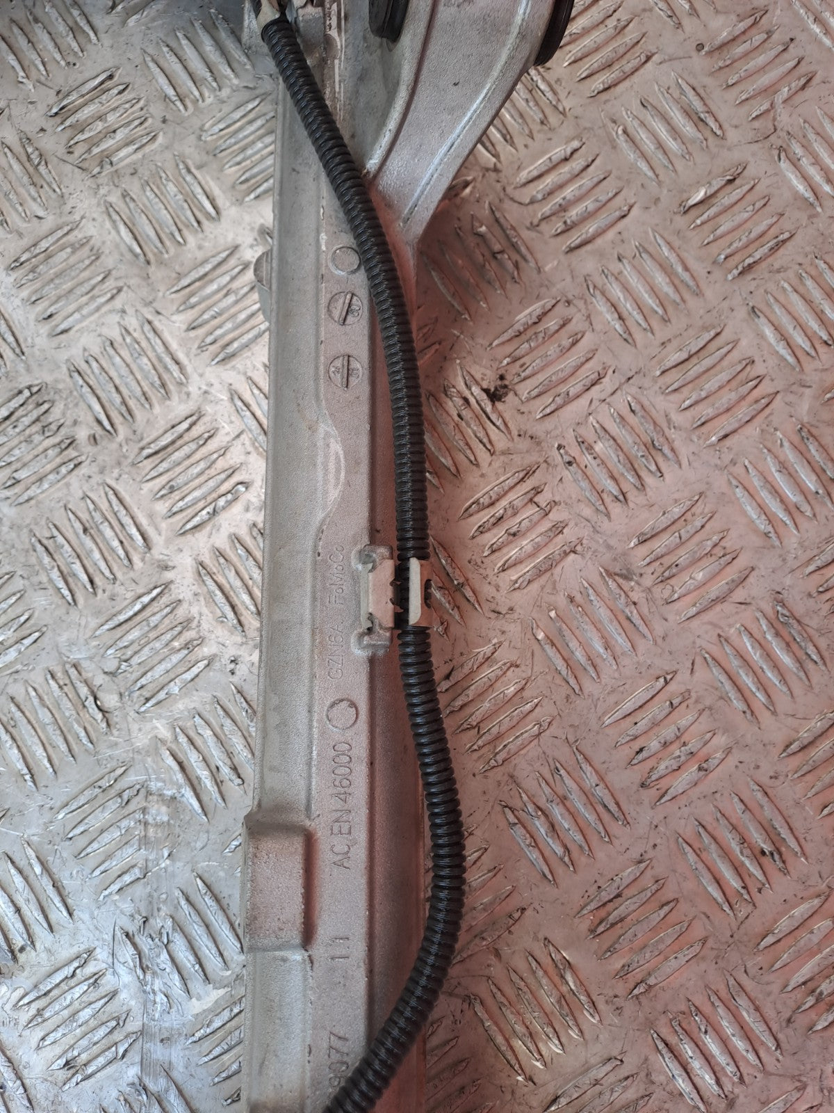 ebay-src:https://i.ebayimg.com/00/s/mtywmfgxmjaw/z/smkaaesweqfqitzc/$_57.jpg