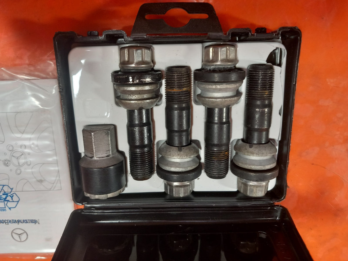 ebay-src:https://i.ebayimg.com/00/s/mtiwmfgxnjaw/z/aseaaeswh9lq4j~i/$_57.jpg