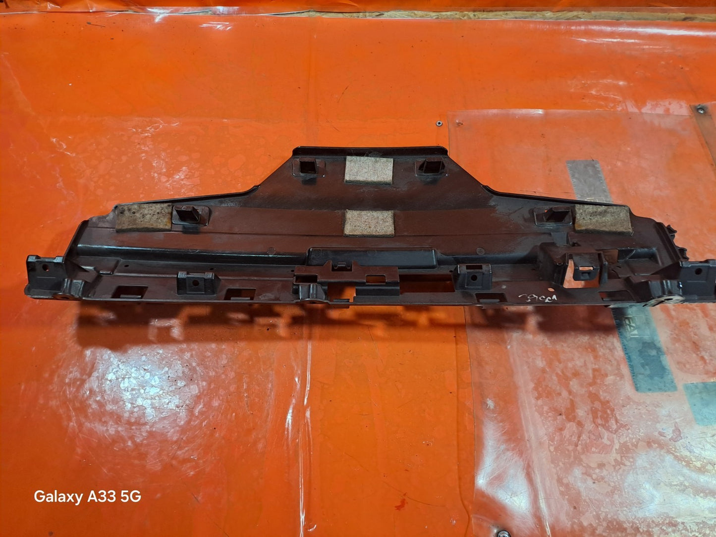 ✅BMW 318I F30 1.5 PETROL 2016 REAR CENTRE BUMPER BRACKET REINFORCEMENT LOWER - Image 11