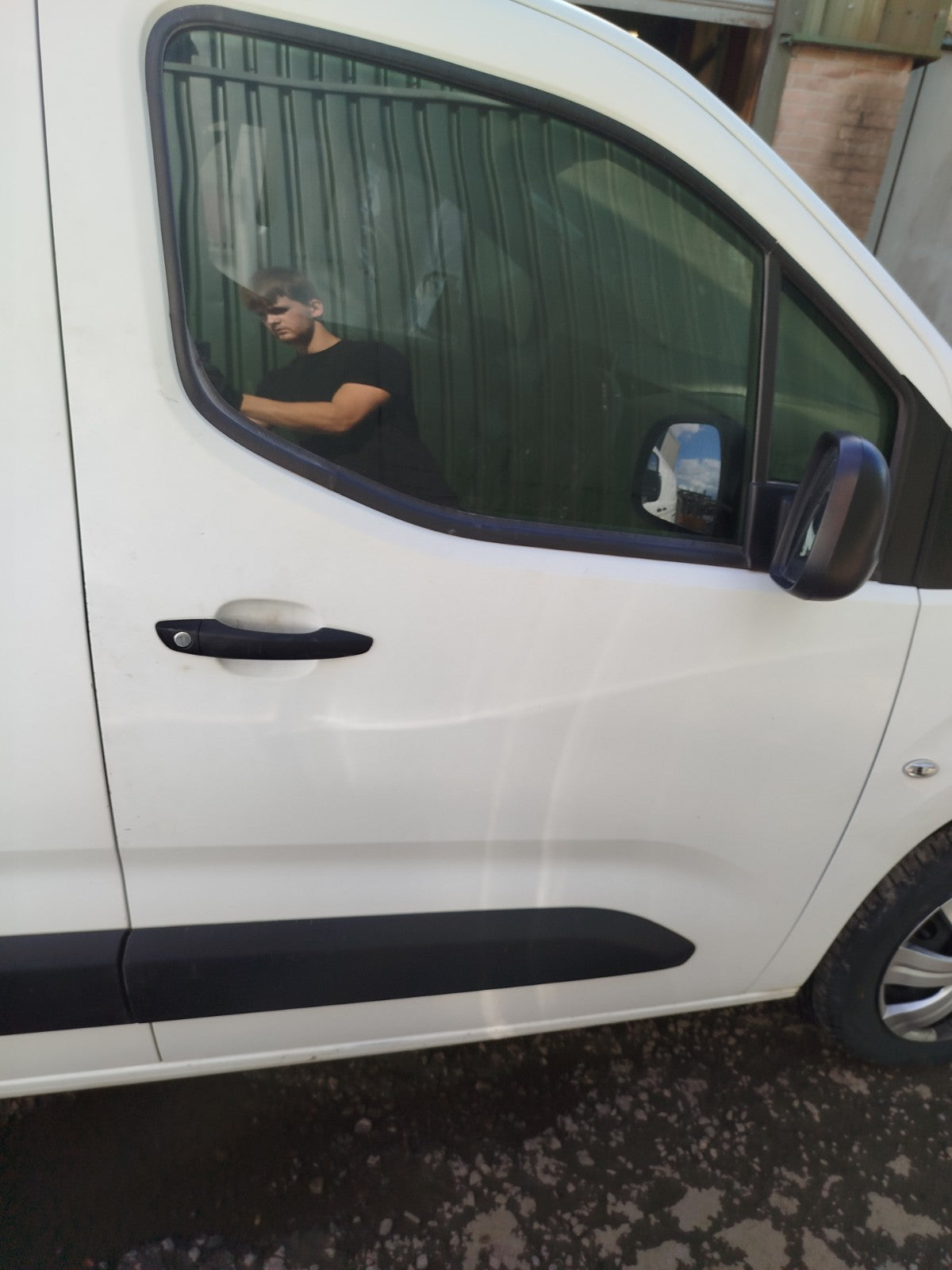 Vauxhall Combo MK4 1.5 Diesel 2020 Front Right Door Bare White Warranty A414 - Image 2