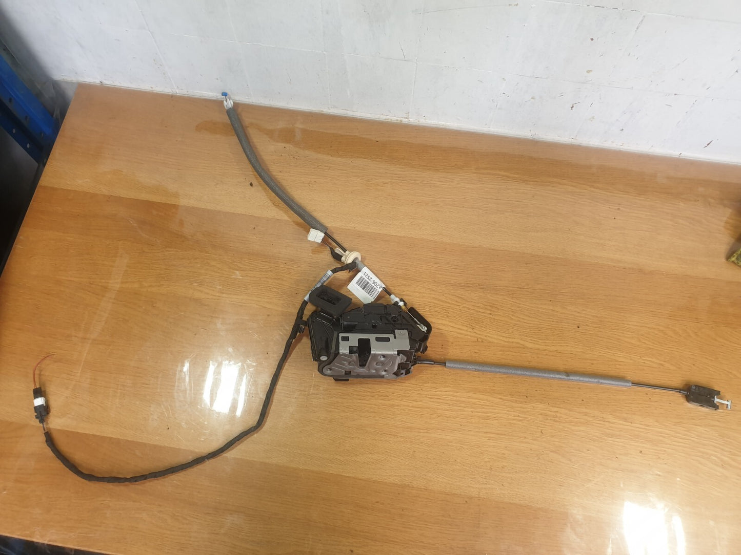 ✅Audi Q4 E-Tron S Line 2023 FRONT LEFT DOOR LOCK MECHANISM C5D-5TC837015D A206 - Image 1
