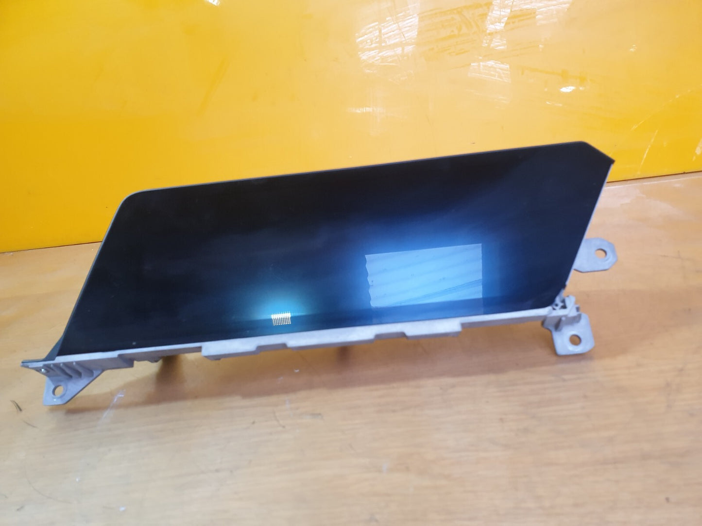 ebay-src:https://i.ebayimg.com/00/s/mtiwmfgxnjaw/z/-wkaaoswoj5mcb~t/$_57.jpg