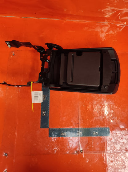 ✅FORD GALAXY ZETEC 2.0 DIESEL 2018 CENTRE CONSOLE LEATHER ARM REST EM2BR045C74 - Image 5