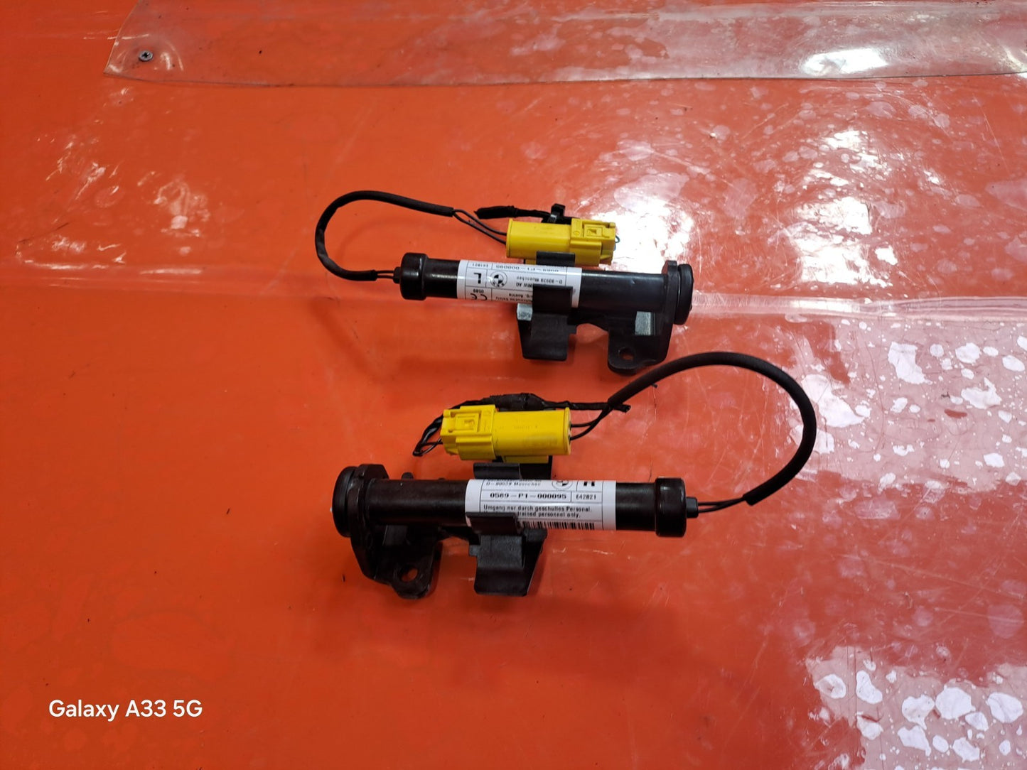 ✅BMW 330E G21 2.0 PETROL 2022 PEDESTRIAN PROTECTION BONNET ACTUATOR PAIR 7449429 - Image 4