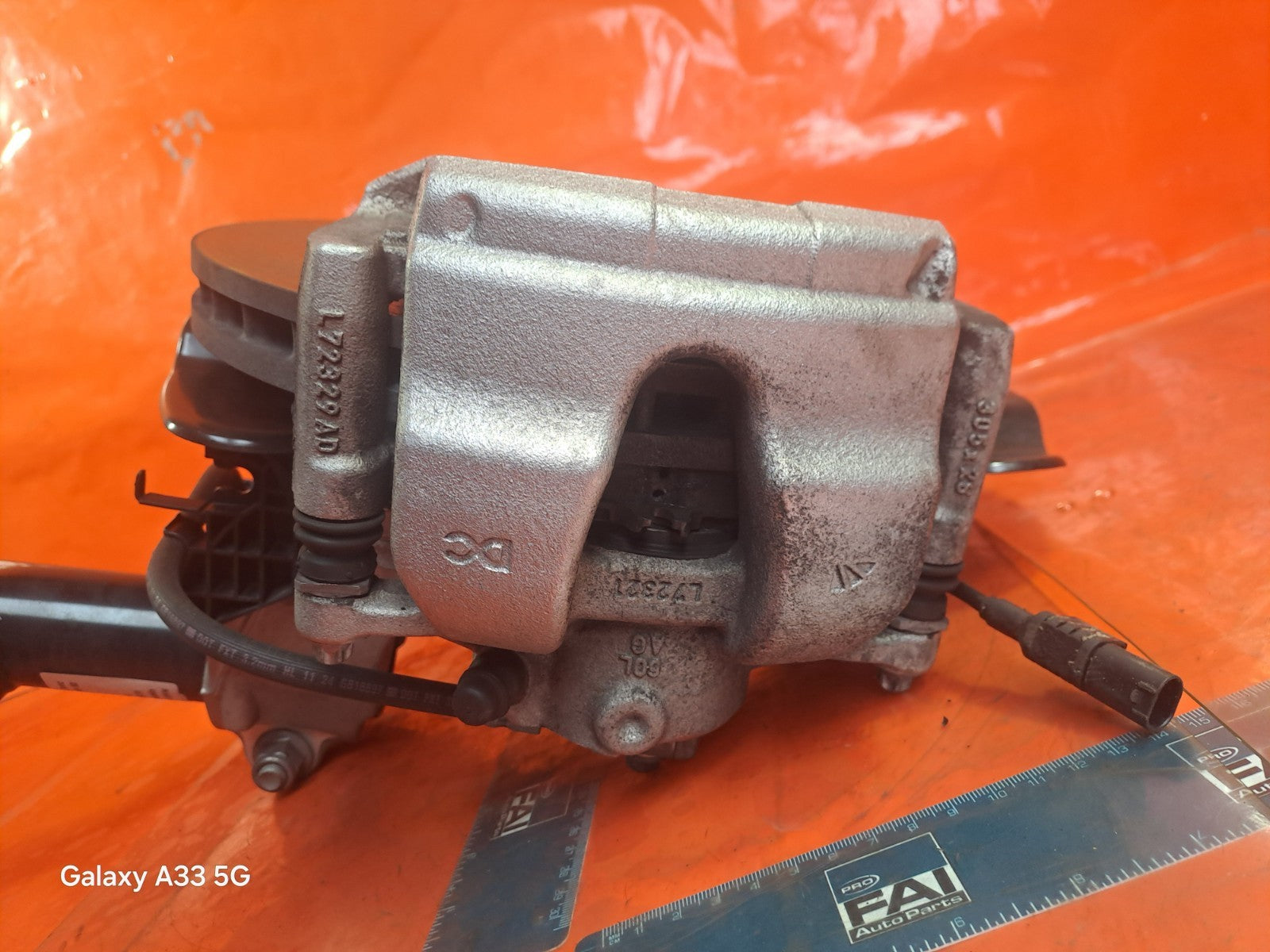 ✅MERCEDES A180 SPORT 1.3 PETROL 2025 FRONT LEFT SUSPENSION LEG HUB A1773208900 - Image 7