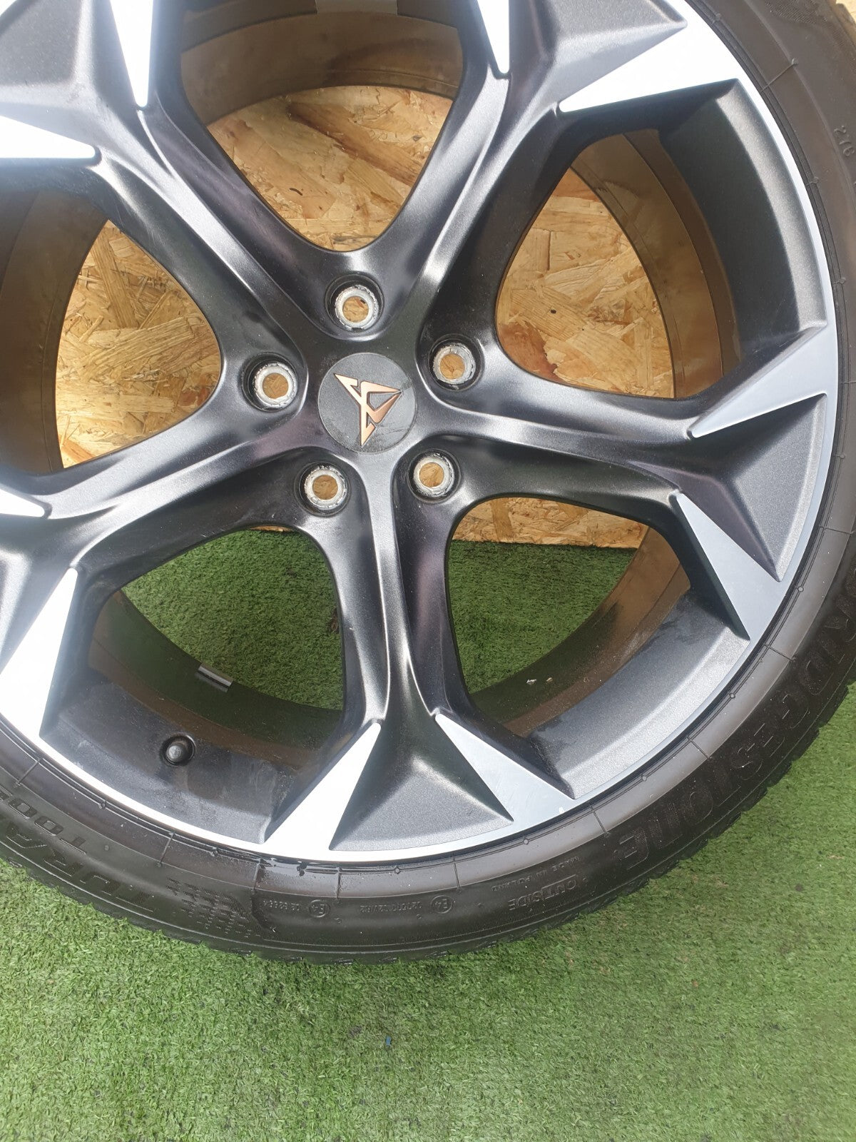 2023 CUPRA FORMENTOR 1.4P HYBRID ALLOY WHEEL & TYRE 245/40 R19 + WARRANTY A173 - Image 3