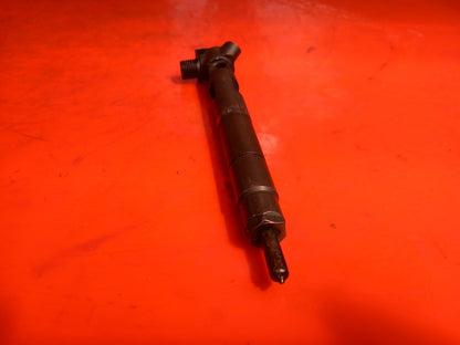 2013 Mercedes E-Class W212 2.1 Diesel Fuel Injector A6510704987 Warranty A109 - Image 2