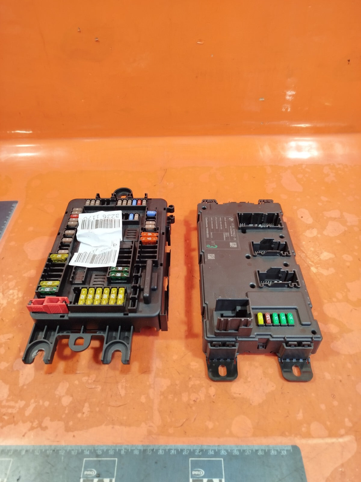 ✅BMW 116D F20 2.0 Diesel 2011 REAR BCM BODY CONTROL MODULE&FUSE BOX 9279822-01 - Image 8