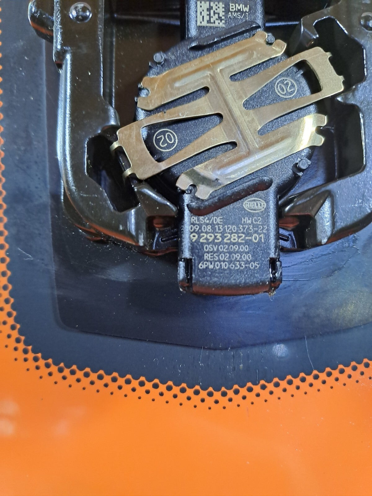 ebay-src:https://i.ebayimg.com/00/s/mtywmfgxmjaw/z/btcaaoswujxnfomb/$_57.jpg