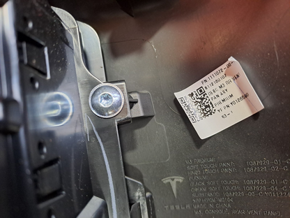 ✅2018-2025 TESLA MODEL 3 REAR AIR VENTS WITH USB 1546129-00-D + WARRANTY A241 - Image 8