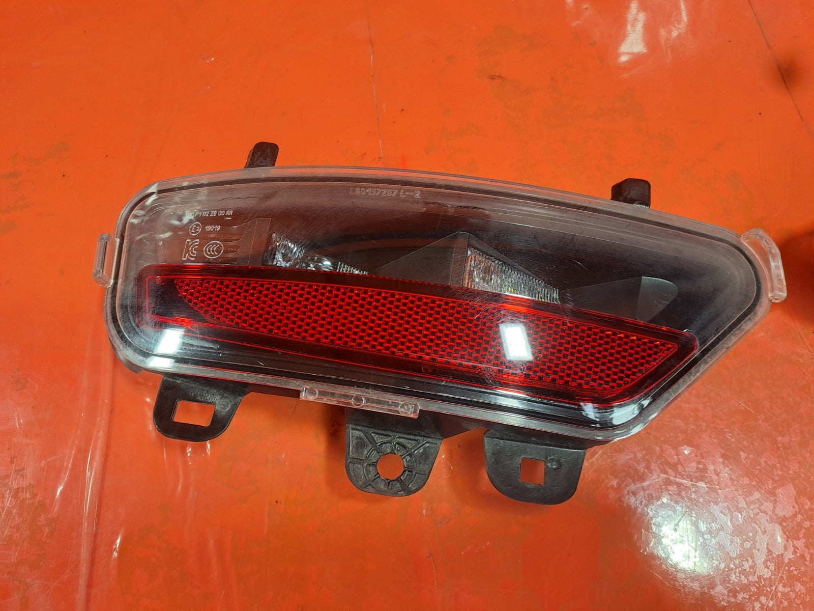 ✅Renault Captur Iconic 1.3 Petrol 2021 Rear Fog Lights Pair 265852923R Warranty - Image 3