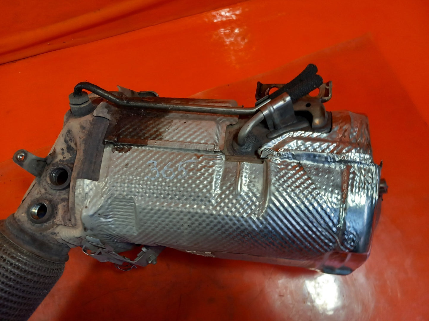 ebay-src:https://i.ebayimg.com/00/s/mtiwmfgxnjaw/z/qc8aaeswvdhqjrm1/$_57.jpg