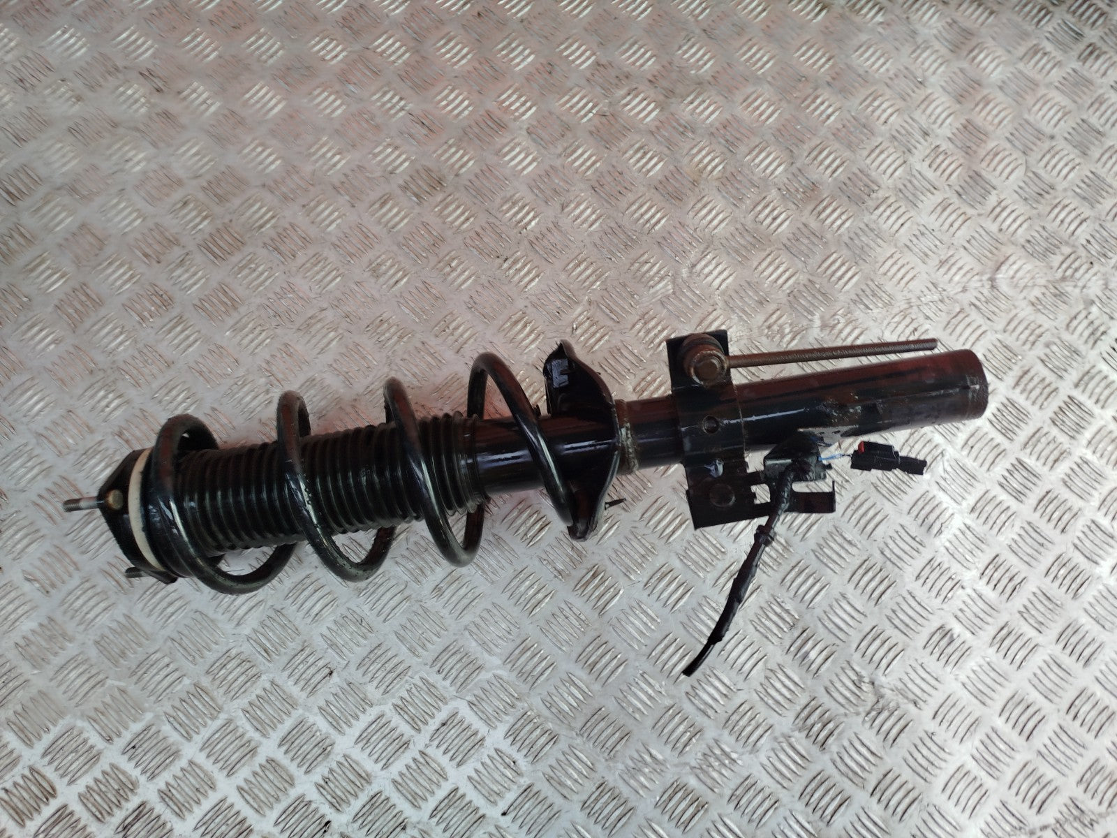 ebay-src:https://i.ebayimg.com/00/s/mtiwmfgxnjaw/z/gd0aaeswie9ql8n8/$_57.jpg