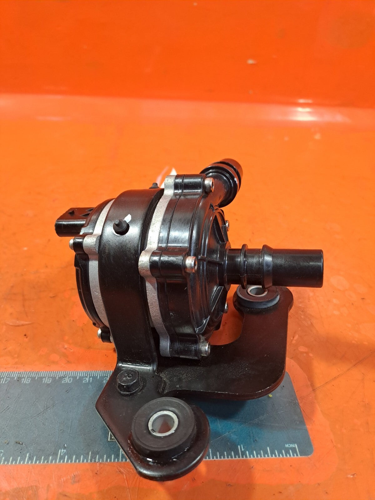 ebay-src:https://i.ebayimg.com/00/s/mtywmfgxmjaw/z/1dsaaoswrtbnxnk6/$_57.jpg