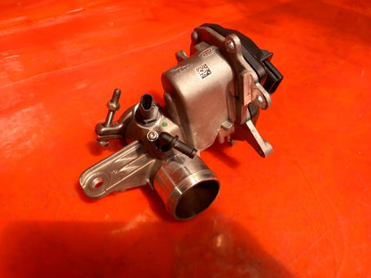 2025 Land Rover Defender L663 3.0 Diesel EGR Valve K6D3-5H273-AB Warranty A396 - Image 5