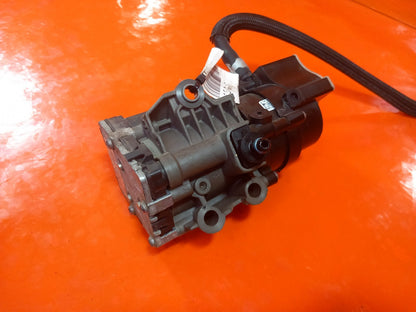 ebay-src:https://i.ebayimg.com/00/s/mtiwmfgxnjaw/z/pwuaaeswrb9qp80e/$_57.jpg