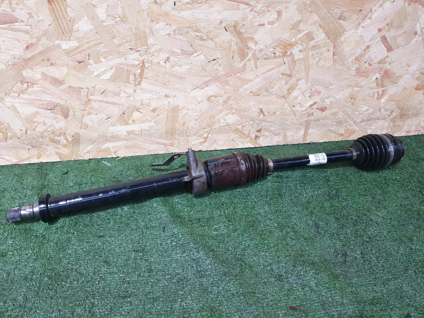✅2015 BMW 2 Series F45 Tourer 1.5D Front Right Manual Driveshaft 7646830 A143 - Image 2