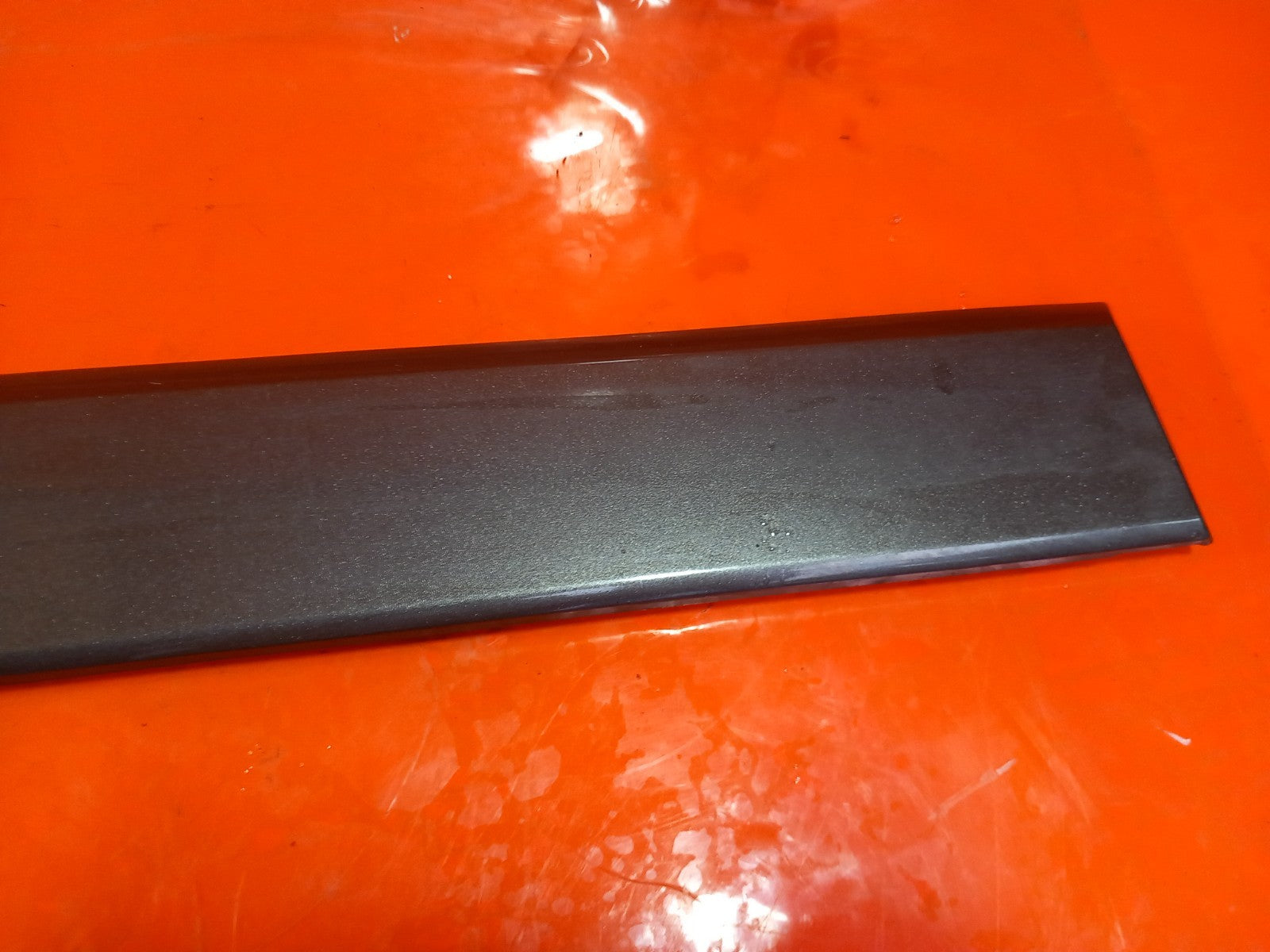 2021 Ford Transit Custom Sliding Side Door Trim Strip Right BK21-29076-BEW A372 - Image 5
