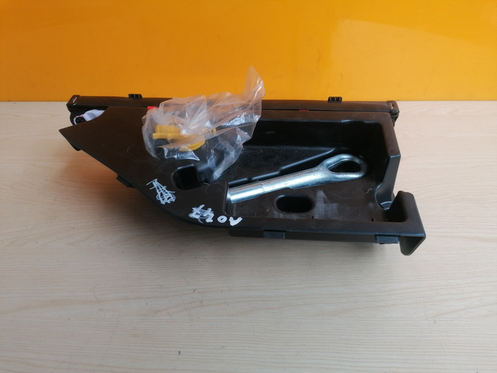 ebay-src:https://i.ebayimg.com/00/s/mtiwmfgxnjaw/z/ltkaaoswfapkz3bf/$_57.jpg