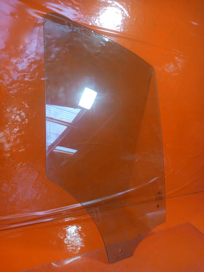 2015 Ford Tourneo Custom Front Right Door Glass BK21-V21410-A Warranty A377 - Image 2
