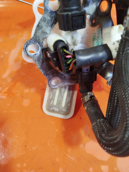 ✅2022 KTM RC125 Petrol Fuel Pump Sender Unit + Warranty A148 - Image 9