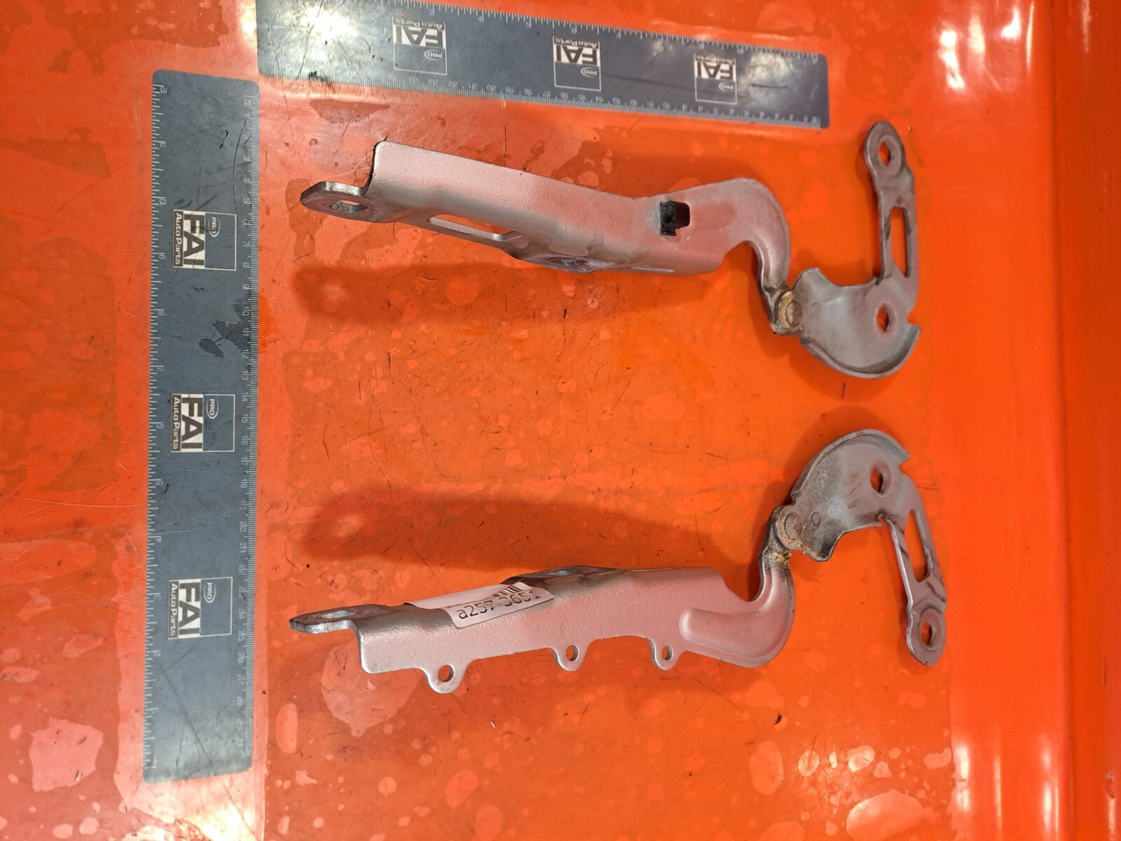 ✅Ford Focus (C 51) 2018 1.5 Diesel BONNET HINGES JX7B-A16800-AA JX7B-A16801-AA - Image 10