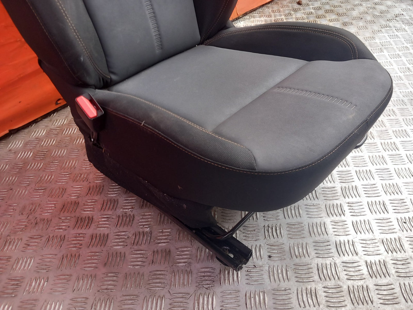 2024 Dacia Jogger Front Left Passenger Seat Heated Warranty A391 - Image 5