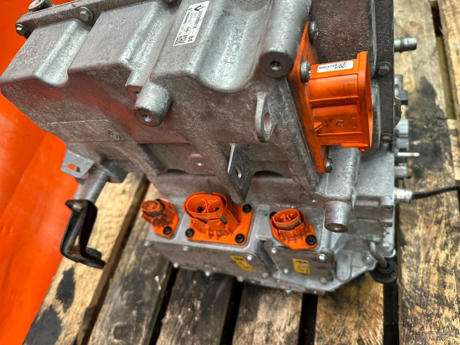 ebay-src:https://i.ebayimg.com/00/s/mtiwmfgxnjaw/z/wquaaeswih5pj5ft/$_57.jpg