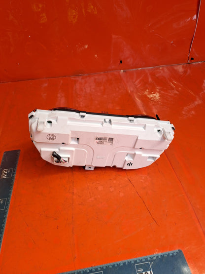ebay-src:https://i.ebayimg.com/00/s/mtywmfgxmjaw/z/hi8aaoswgzvn-yrt/$_57.jpg