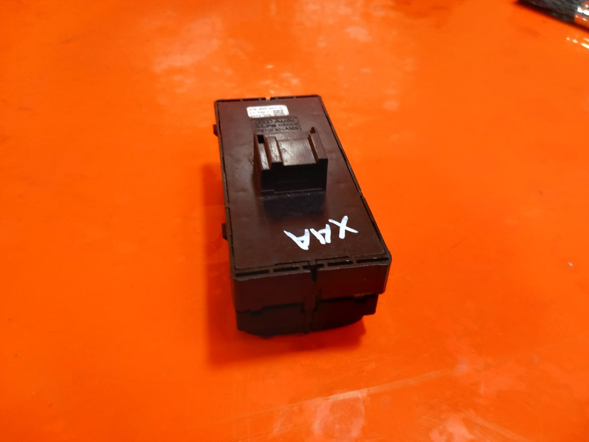 Audi A4 B9 Window Switch Front Right 4M0959851B Warranty xAA - Image 12